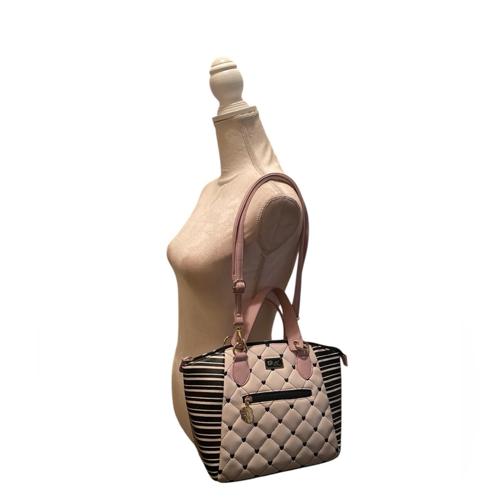 Luv Betsy shoulder bag